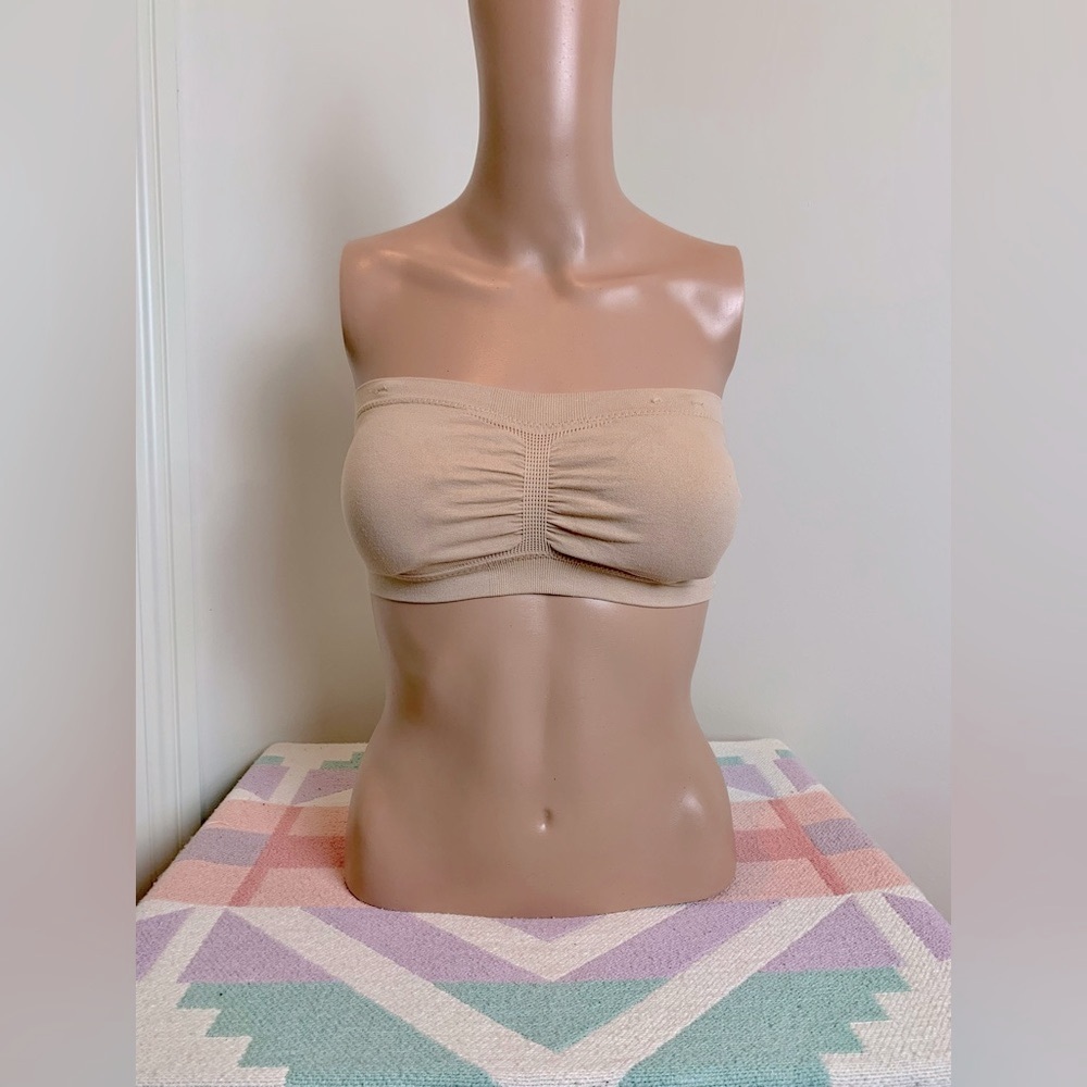 Fashion Nova seamless strapless bra